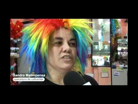 Fantasias e máscaras de Carnaval garantem a folia em Campinas