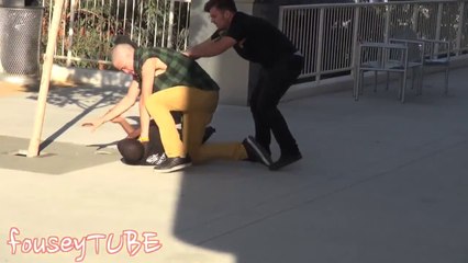 the reaction of people to see running a black man and a white man