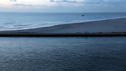 Bon Iver - I Can't Make You Love Me • HQ Lyrics