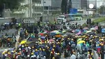 Police and protesters clash at Hong Kong government HQ