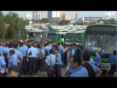 Motoristas e cobradores param linha verde em Campinas