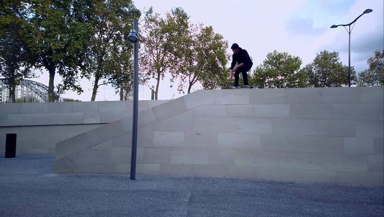 Austerlitz, spot de skate idéal pour une vidéo sauvage au smartphone
