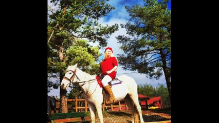 esin kumral red river valley