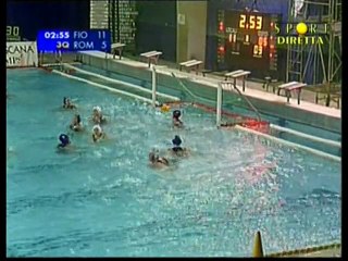 Elisa Casanova show Hat Trick water polo