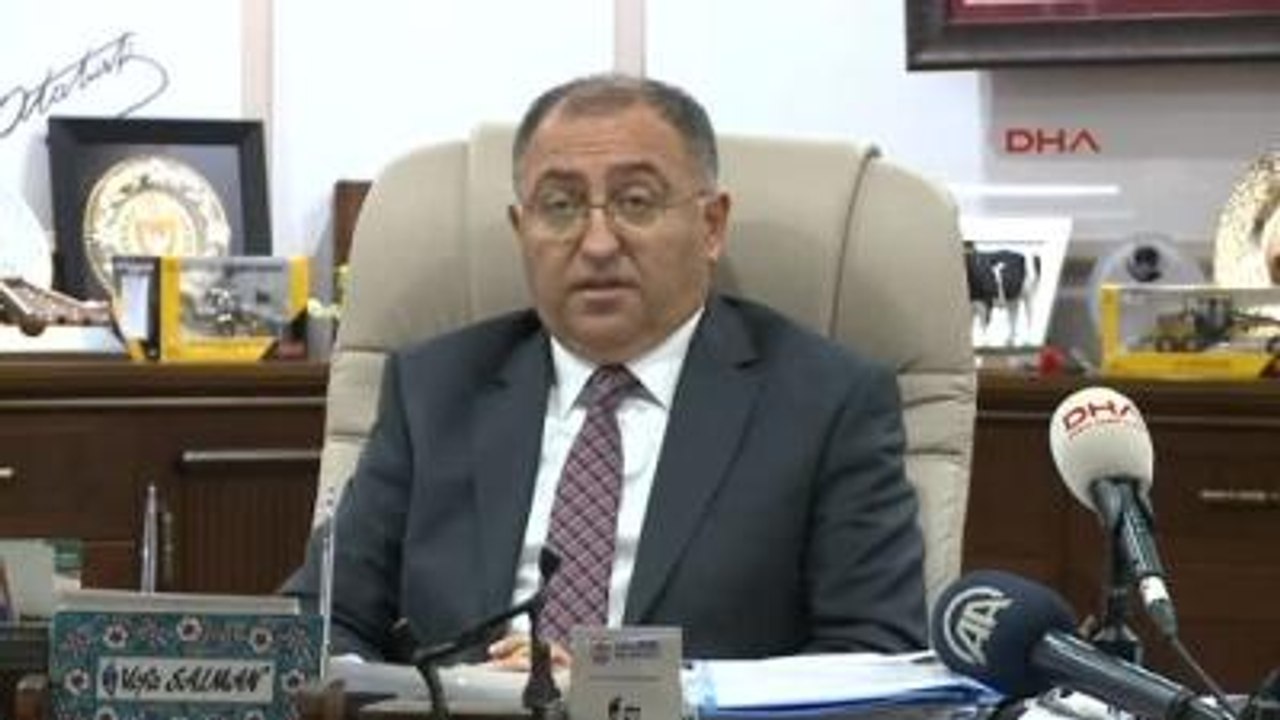 Yalova-1 Aktuel- Yalova Belediye Başkanı Vefa Salman Kesilen Ağaçlarla İlgili Açıklama Yaptı