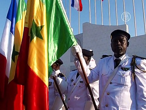 Франция извинилась за казнь сенегальских солдат