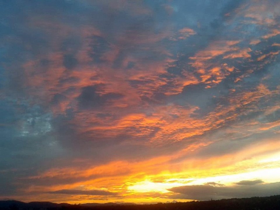 jour après jour, spectacle gratuit du soleil et des nuages