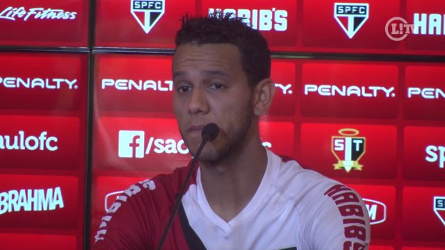 Souza 'agradece' grupo da Libertadores: 'Cansei de viagens longas'