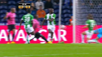 Five-star Porto overrun Rio Ave