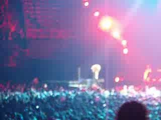 SHAKIRA "PIES DESCALZOS" PARIS 16/02/07