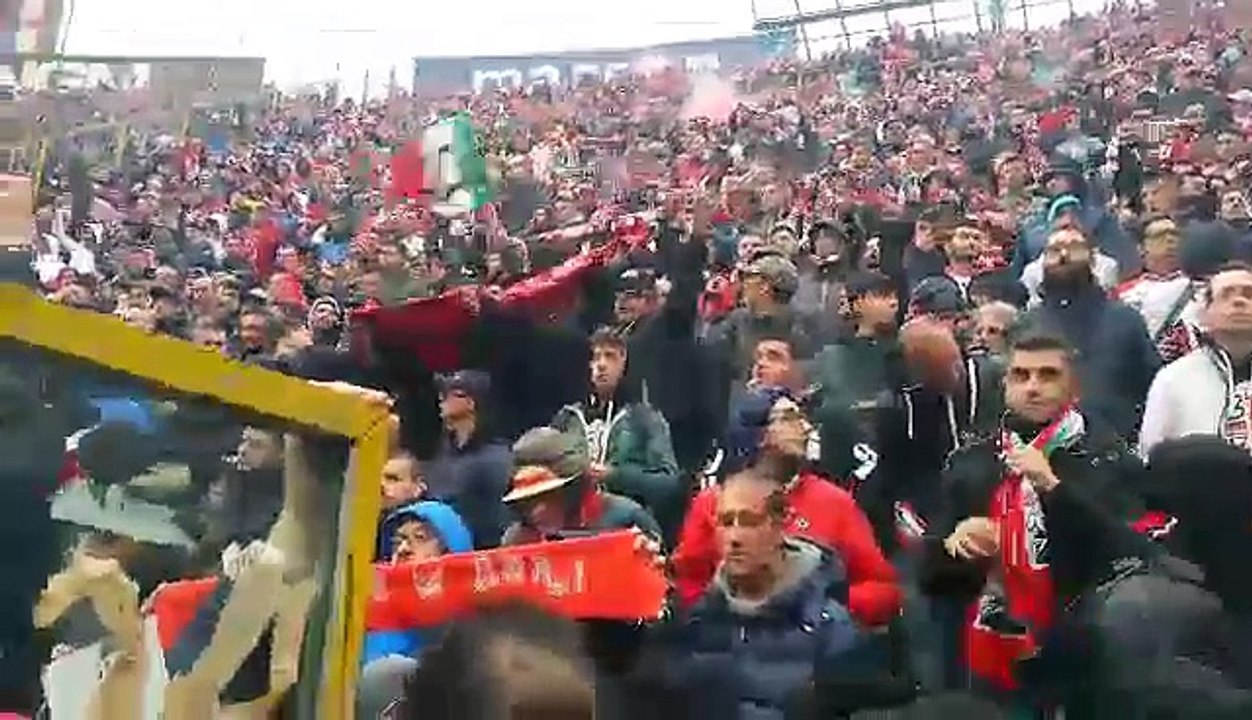 Bologna - Bari 30.11.2014 Ultras Baresi nel settore ospiti
