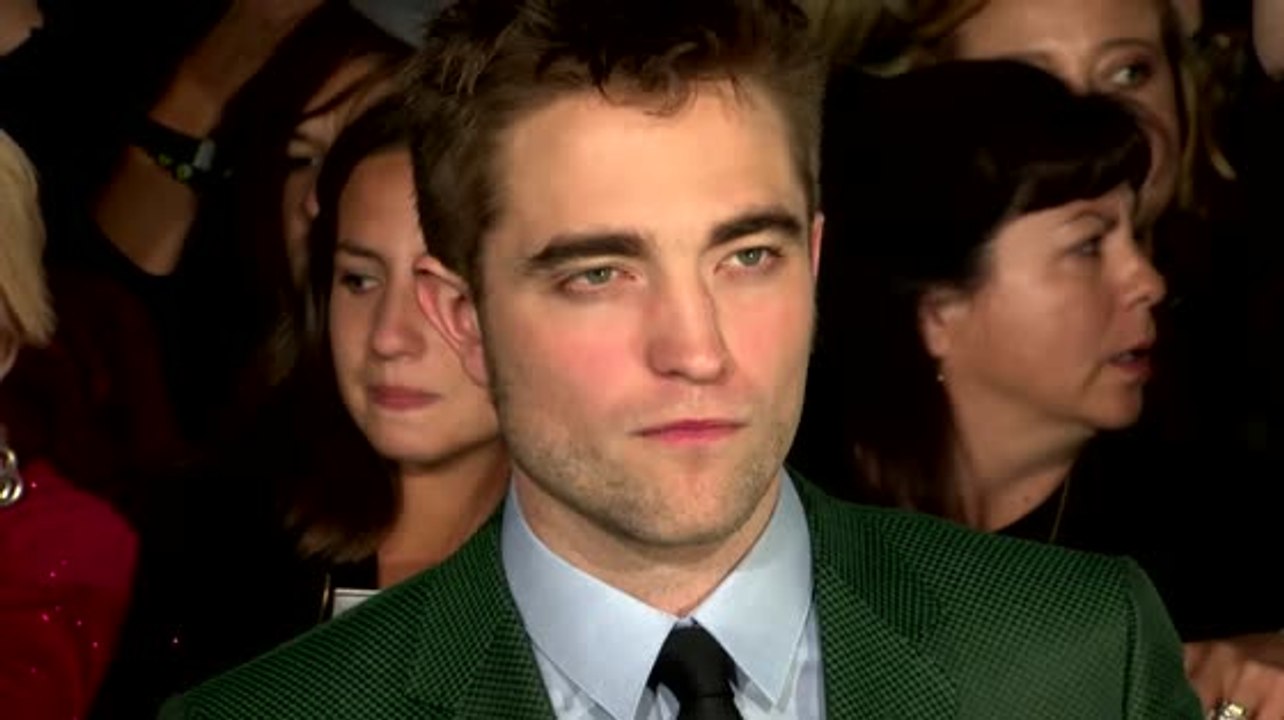 Robert Pattinson's Girlfriend Puts Him on Diet to Perform Better in Bed