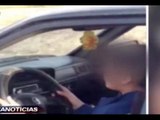 Sorprenden a adulto enseñando a manejar a menor en autopista - CHV Noticias