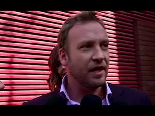 Mira por qué Julián Elfenbein escapó de Martín Cárcamo | SQP