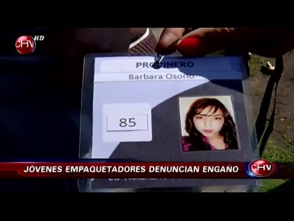 Empaquetadores de supermercado denuncian que fueron estafados por sus empleadores - CHV NOTICIAS