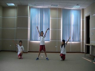 3V Nhu Y, Thao Nguyen, Minh Anh Video