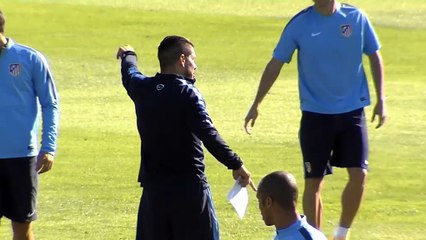 Simeone, Ancelotti y Low, candidatos a mejor entrenador