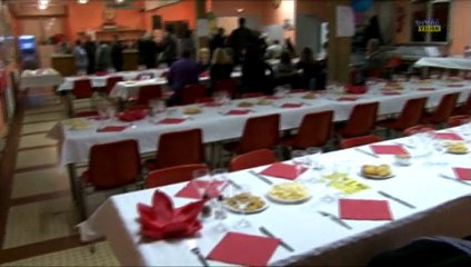 Repas organisé par l'association CARAMATHON