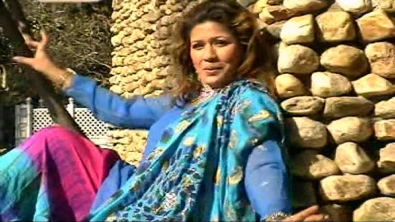 Naghma - Dase Malome Ge Che