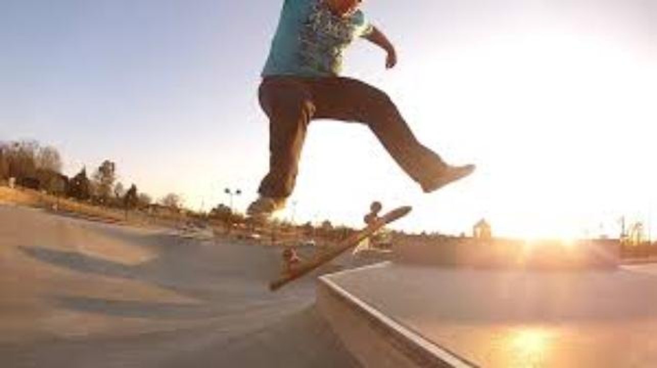 330lb Fat Guy Skateboarding 360-Flip, Grinds, Tricks