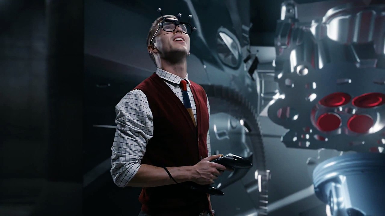 Jaguar : Nicholas Hoult explore le design digital