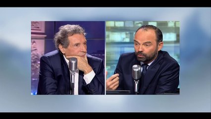 UMP: "Avant de changer de nom il faut parler du fond"