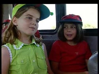 Ζουζούνια - Χαρωπά Τα Δυο Μου Χέρια (Official)