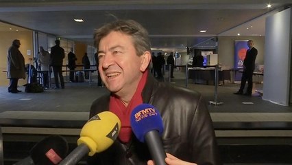 Mélenchon encense Sarkozy pour mieux enfoncer Hollande