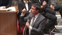 Ecole: Standing ovation de la gauche à l'Assemblée