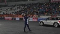 Tightest Parallel Park Record Broken by China’s Han Yue