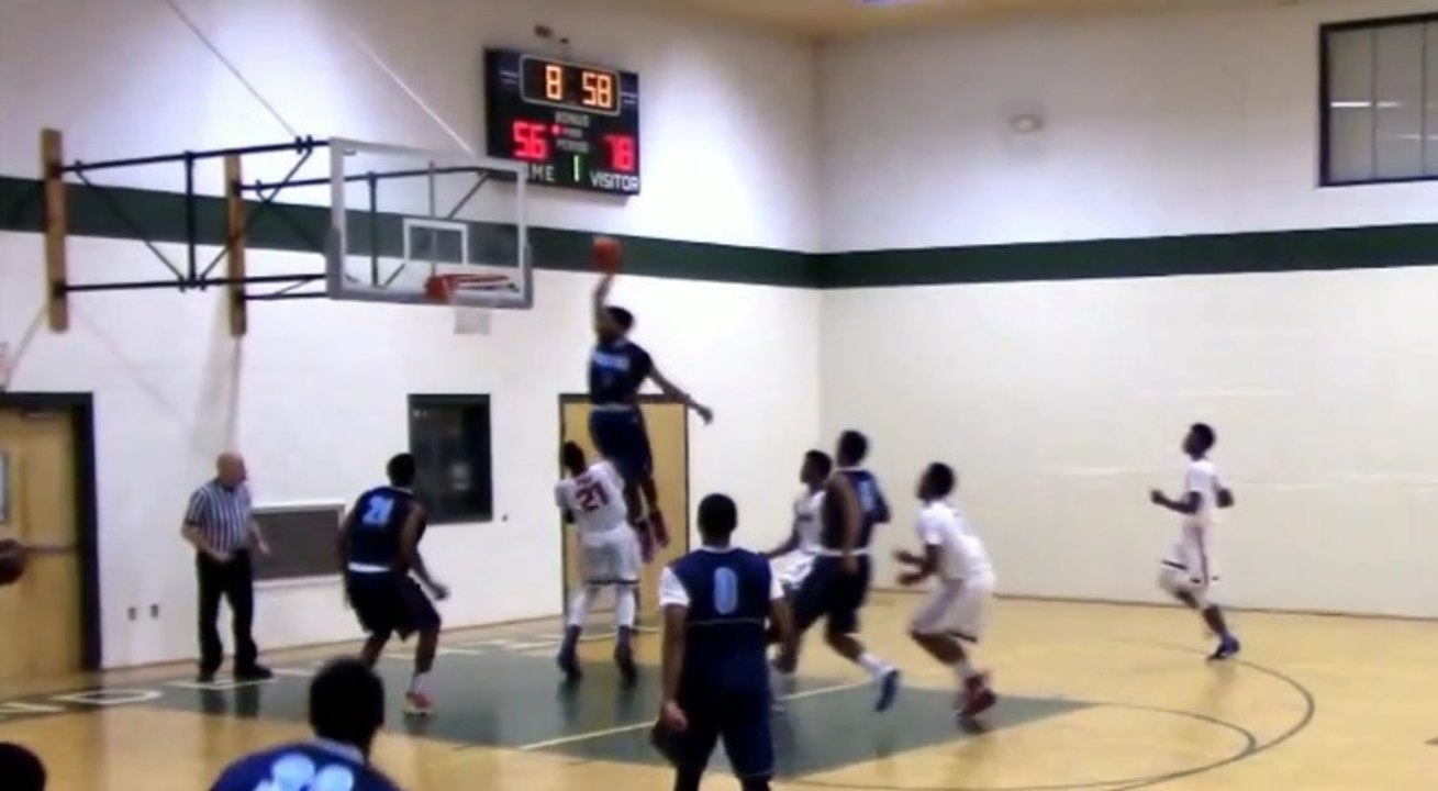 High School: L’énorme poster du jour signé Donte Williams (1m93)