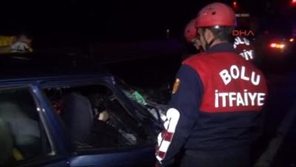 Kamyona Çarpan Otomobilin Sürücüsü Öldü