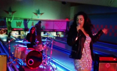 Charli XCX - Breaking Up [Official Video]
