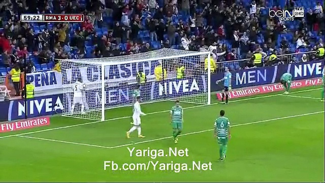 Real Madrid 4 - 0 Cornella Lopez B. (Own goal)