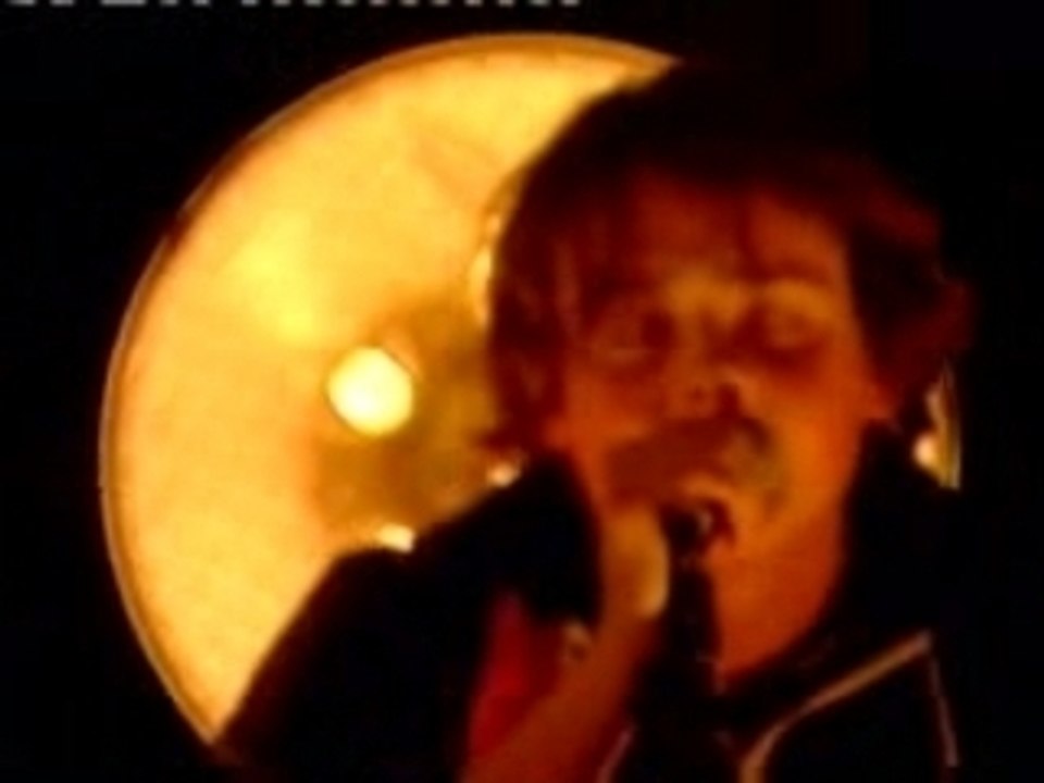 Everybody's changing@Carling Live