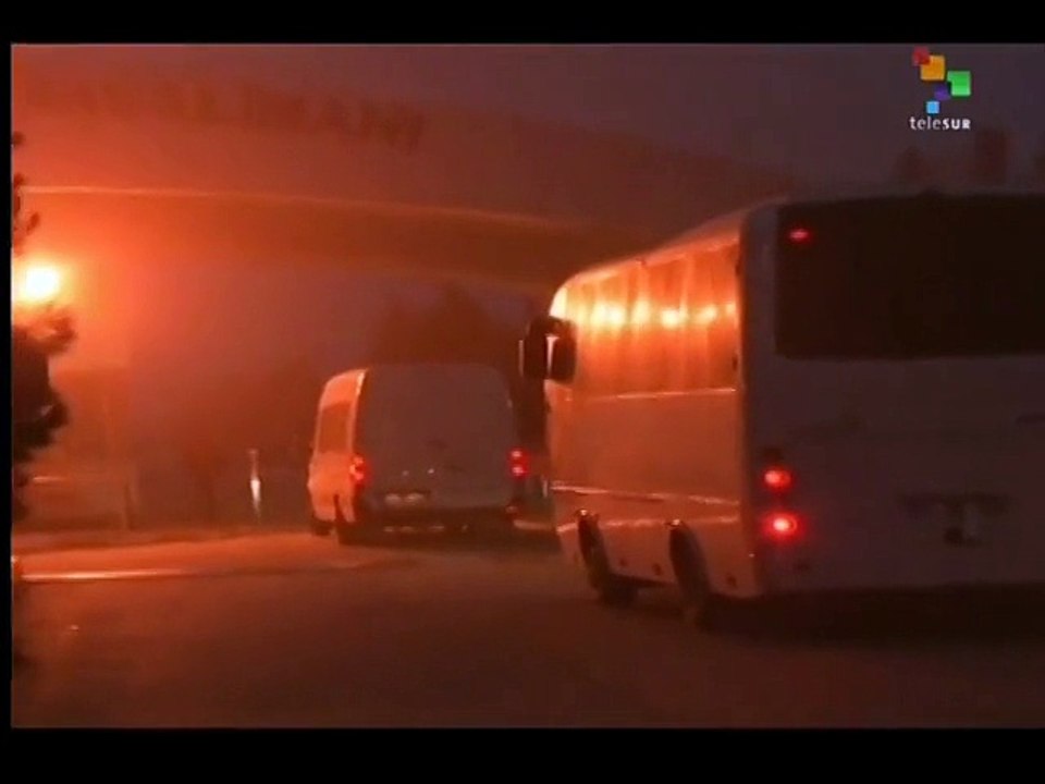 Kurdish peshmerga fighters en route to Kobani