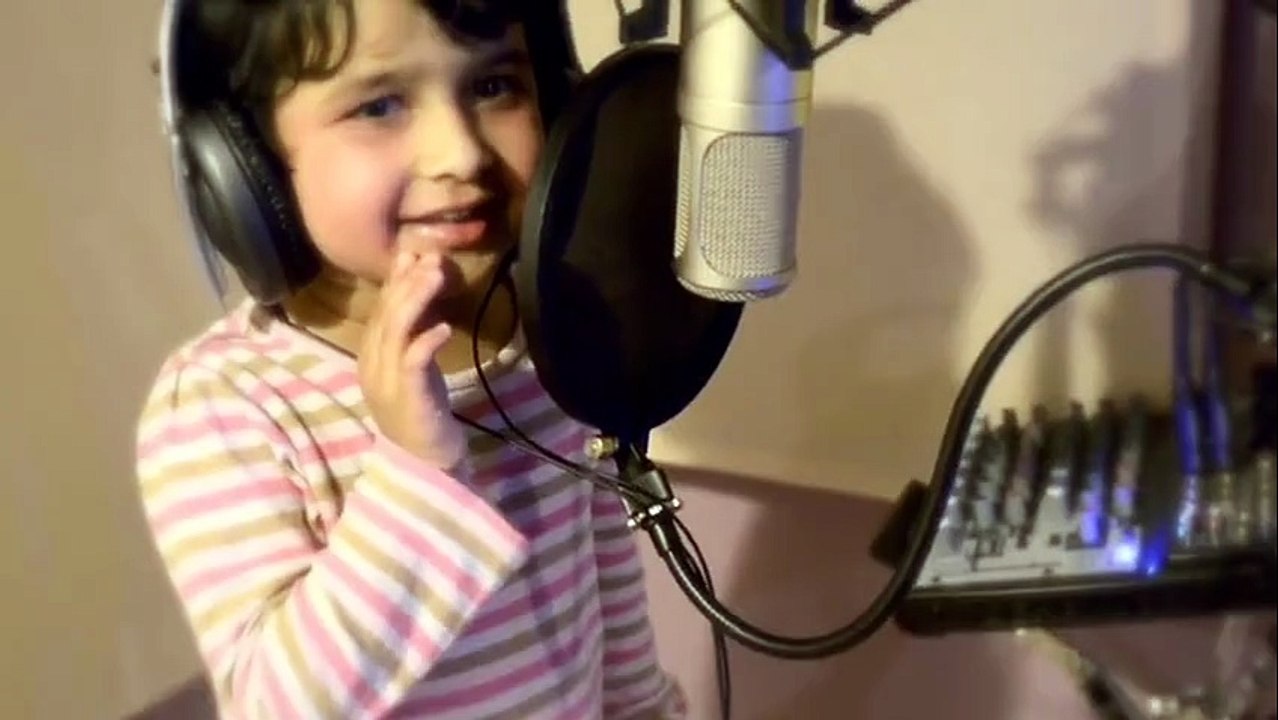 3 Years Old Little Baby Singing Sun Rha He Na To Ro Rhi Ho So Cut