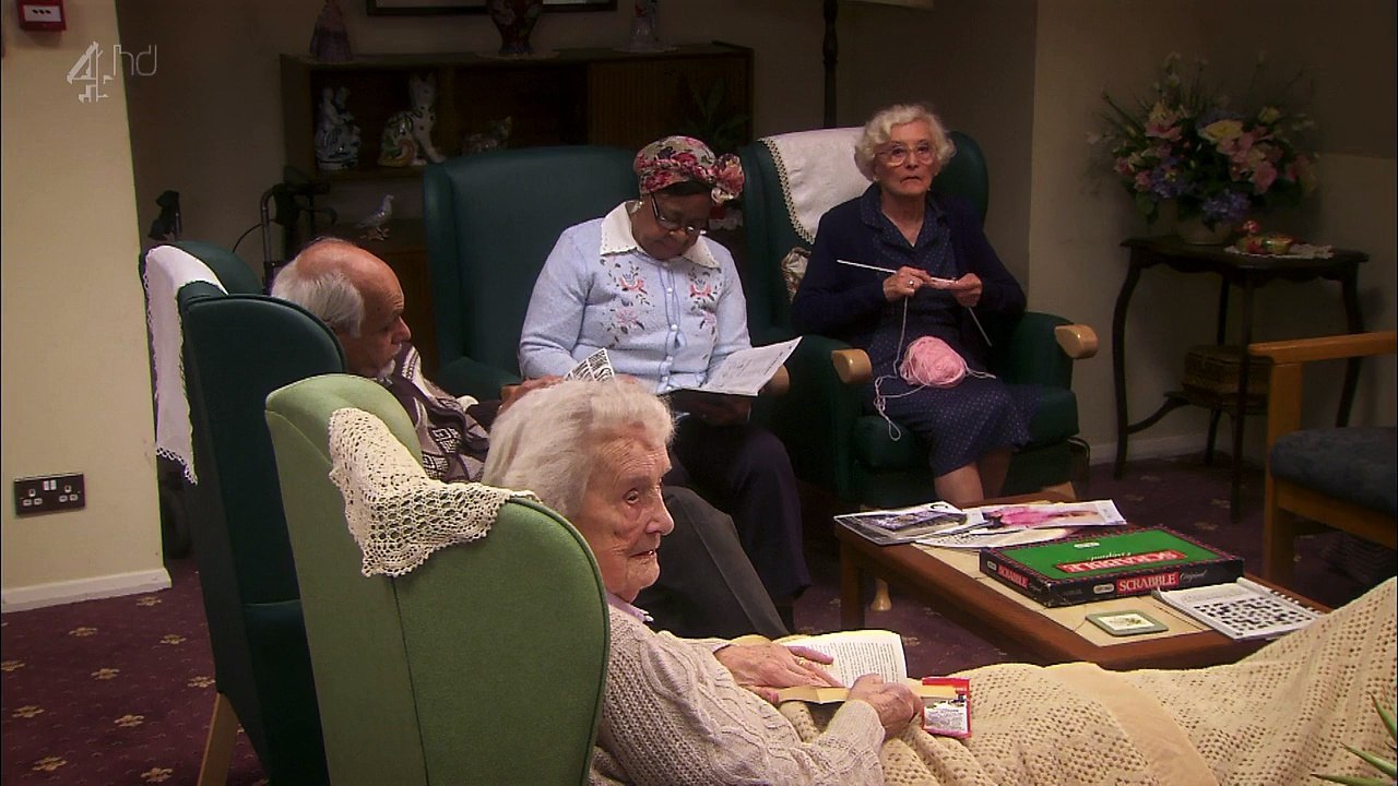 Derek - S02-E01