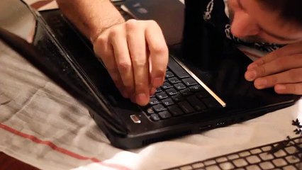 How to fix a overheating laptop - DailyMotion