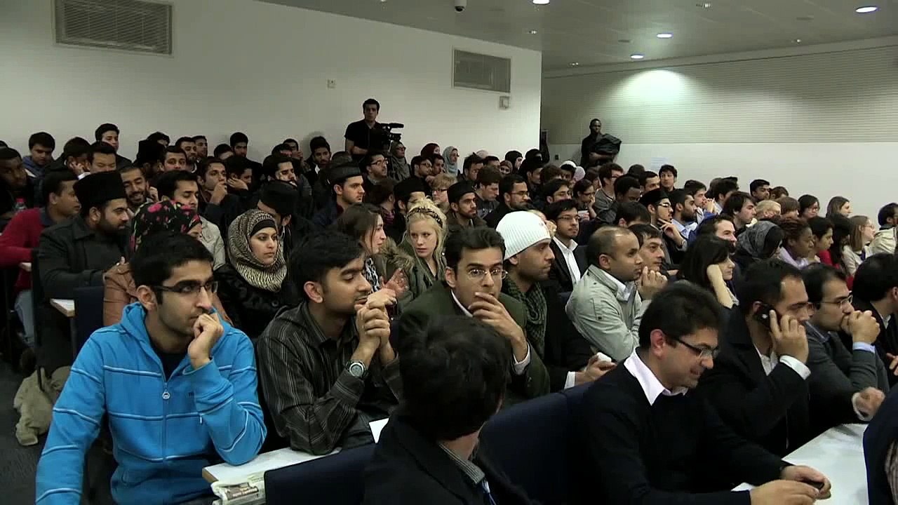 Ahmadi Muslims Debate Sharia Law with One Law for All (Maryam Namazie) at UCL - Part 1