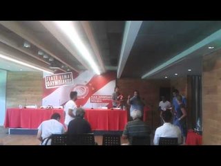 Ο Ντε Βινσέντι με την φανέλα του Ολυμπιακού