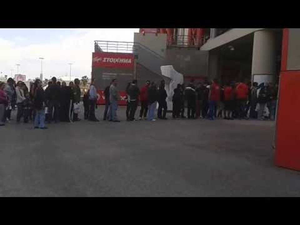 Ζιοβάνι Red Store 2