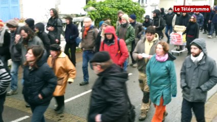 Pont-de-Buis (29). Manif à Nobelsport contre les violences policières