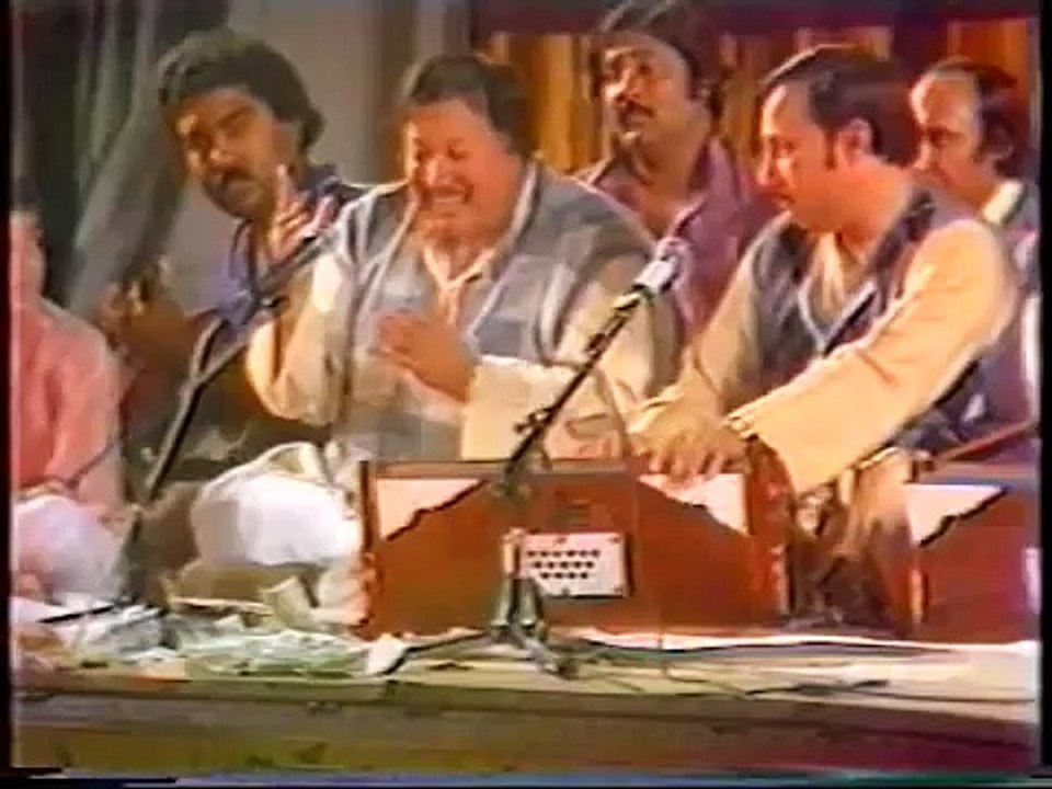Ali Maula Ali Maula Ali Dam Dam - Nusrat Fateh Ali Khan Qawwal