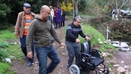Marmaris'te Madenzede Engellinin Tekerlekli Sandalye Sevinci