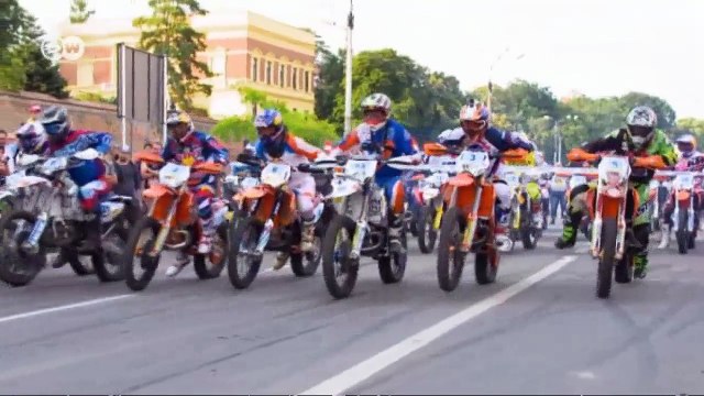 Am Rande: Romaniacs - Enduro Rallye 2014 | Motor mobil