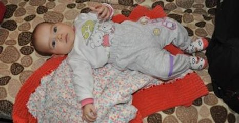 6 Aylık Bebek, Ailesini Yangından Kurtardı