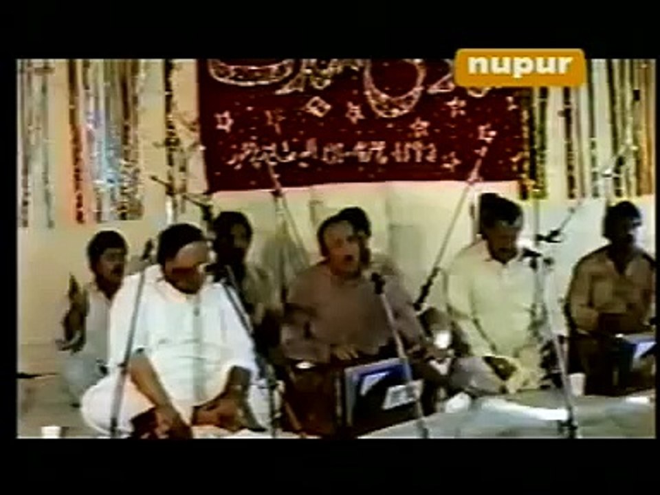 Nusrat Fateh Ali Khan Sufiana Kalam Is Karam Ka Karoon Shukar Kaise