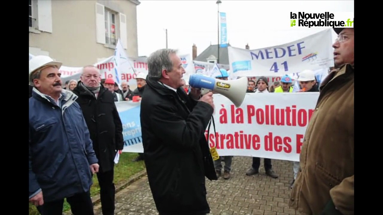 VIDEO (41) Les chefs d'entreprises complètement à la rue à Blois