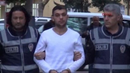 Adana- Parasını Gasp Ettiği Kişiye Yol Parası Verdi